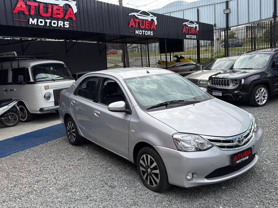 TOYOTA ETIOS 1.5 PLATINUM SEDAN 16V FLEX 4P MANUAL